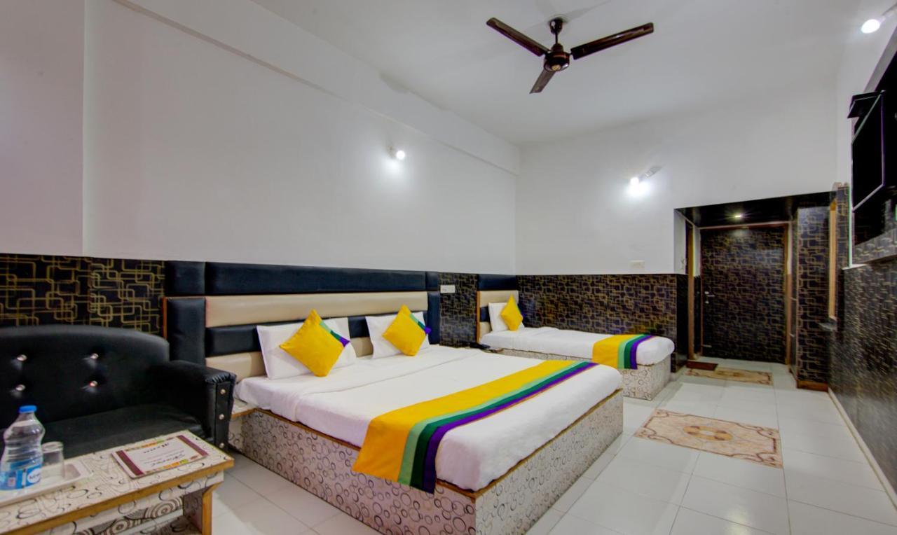 Itsy Hotels Satya Shree Katra  Luaran gambar