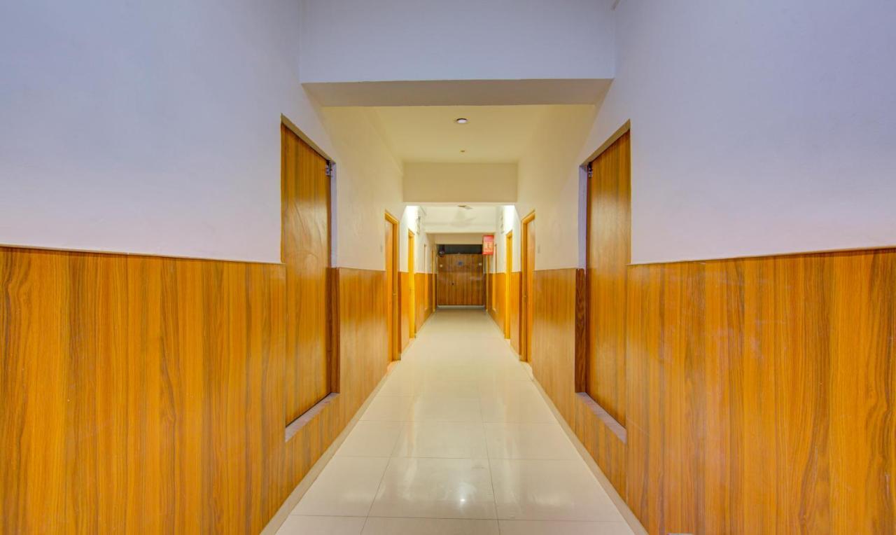 Itsy Hotels Satya Shree Katra  Luaran gambar