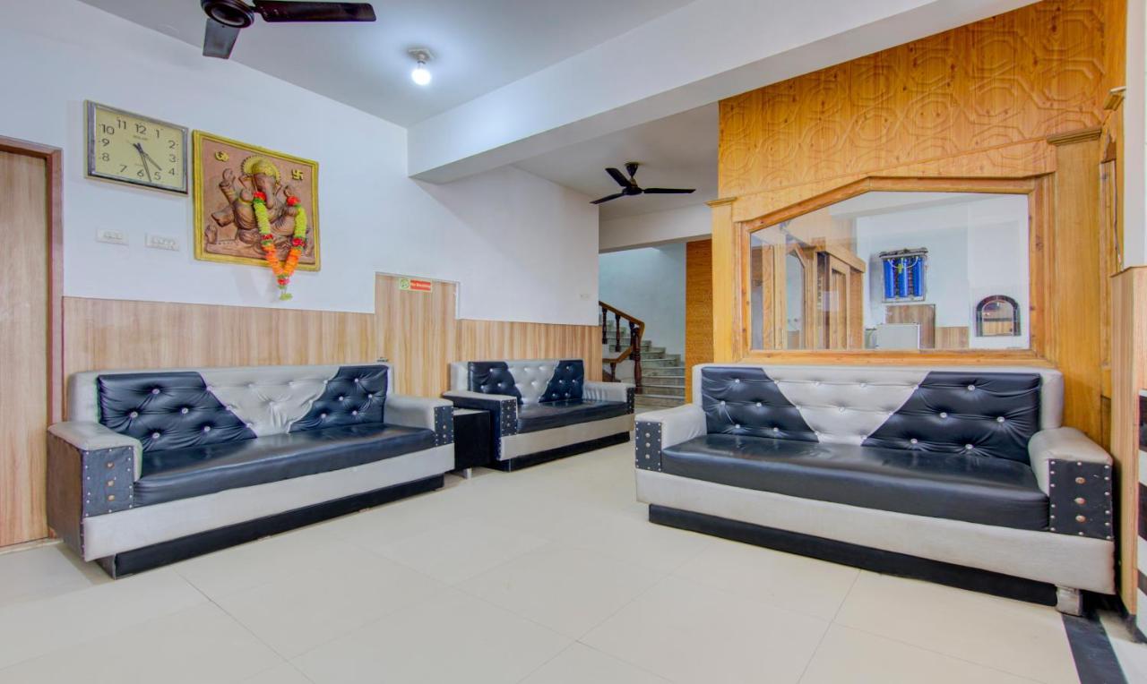 Itsy Hotels Satya Shree Katra  Luaran gambar