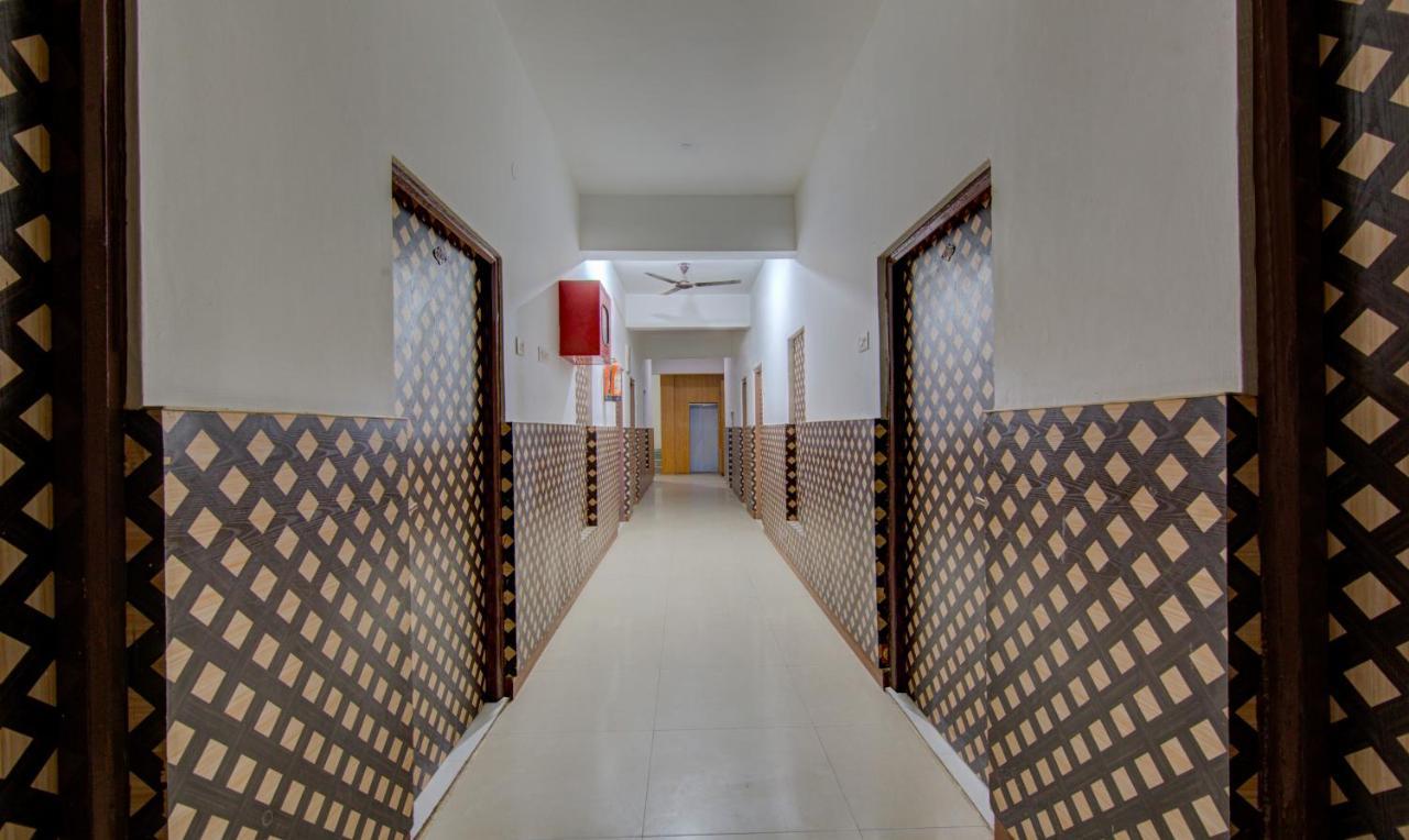 Itsy Hotels Satya Shree Katra  Luaran gambar